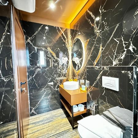 Villa Noem Tiran Dış mekan fotoğraf